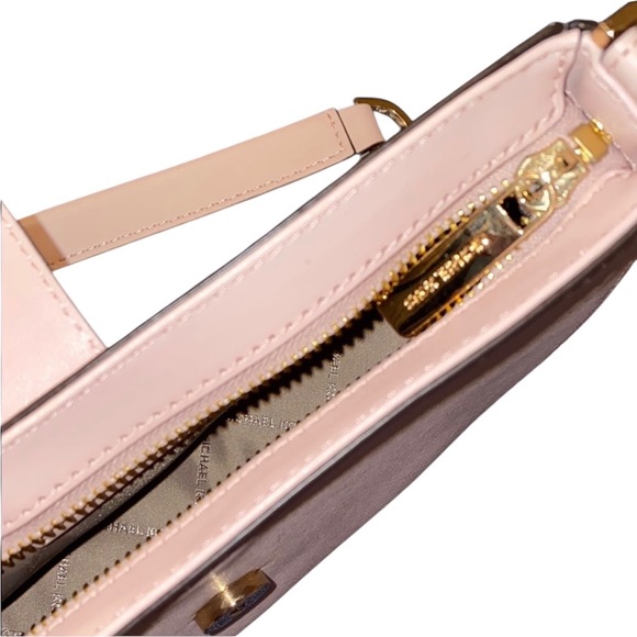 Michael Kors Pink and Gold Shoulder Bag with Chain Strap - Picture 3 of 5